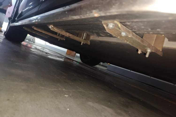 Used BYD Tang L 2025 EV 600KM All-Wheel-Drive LiDAR Flagship Model Chassis Rear Left