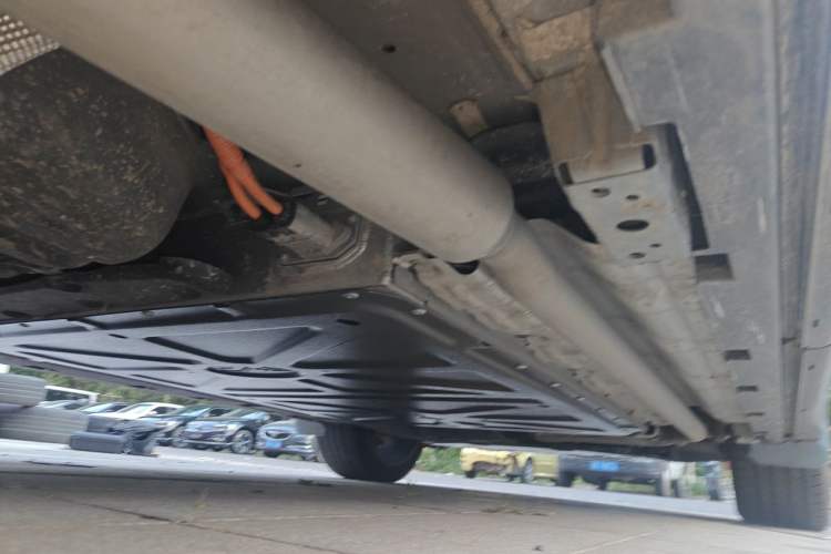Used BYD Tang L 2025 DM 175KM Drone Player Edition Chassis Rear Right