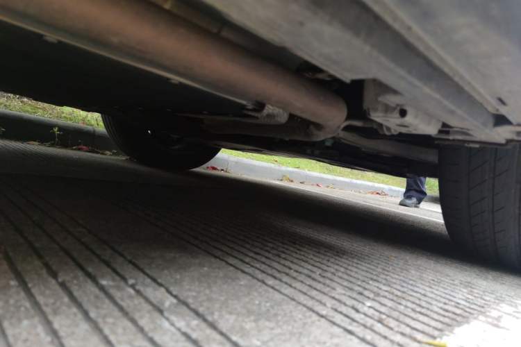 Used BYD Tang L 2025 DM 215KM LiDAR Flagship Model Chassis Rear Right