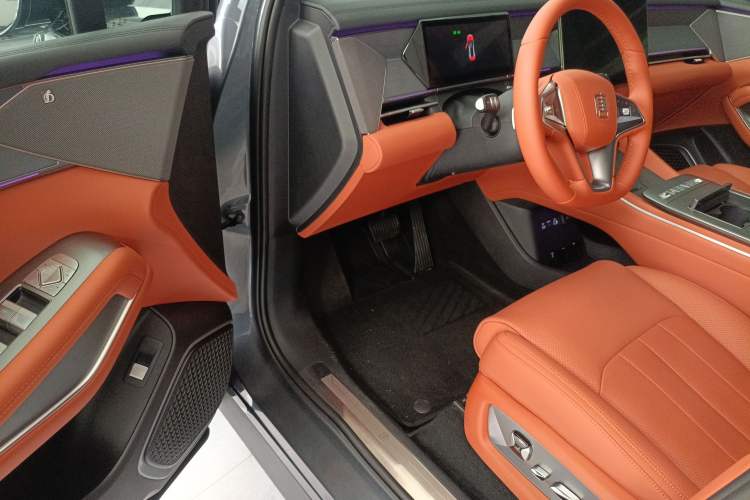 Used BYD Tang L 2025 EV 600KM All-Wheel-Drive LiDAR Flagship Model Driver Seat