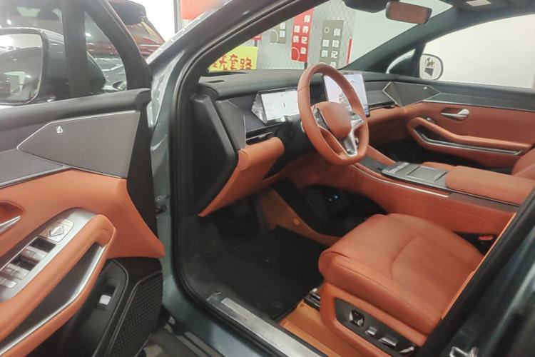 Used BYD Tang L 2025 EV 600KM All-Wheel-Drive LiDAR Flagship Model Driver Seat
