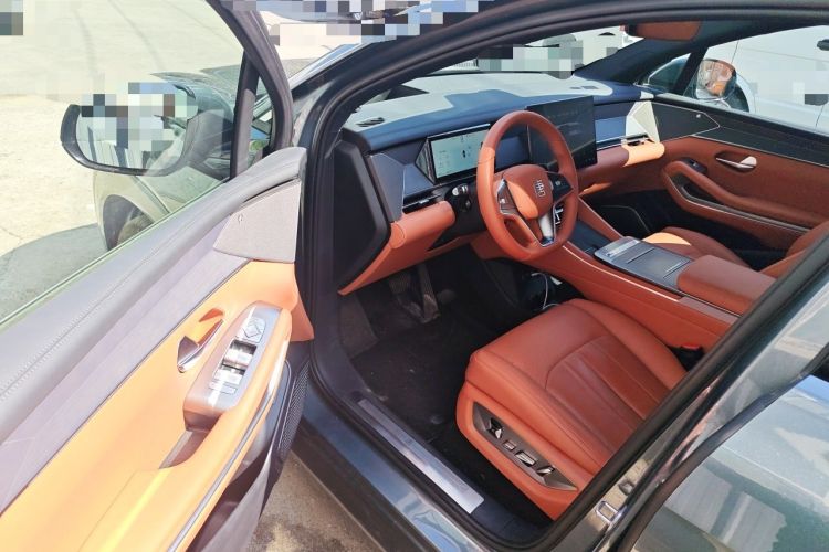 Used BYD Tang L 2025 DM 175KM Drone Player Edition Driver Seat