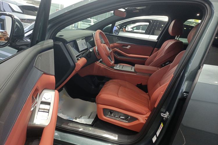 Used BYD Tang L 2025 DM 175KM Drone Player Edition Driver Seat