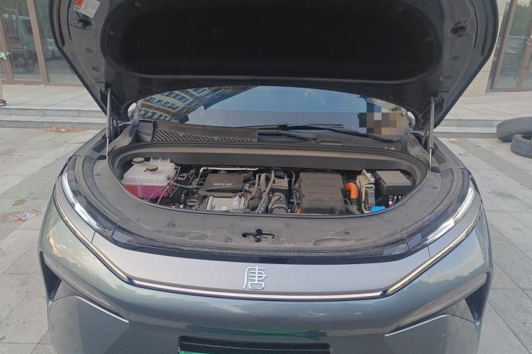 Used BYD Tang L 2025 DM 175KM Drone Player Edition Engine Bay