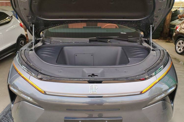 Used BYD Tang L 2025 EV 600KM All-Wheel-Drive LiDAR Flagship Model Engine Bay