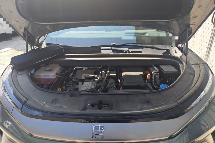 Used BYD Tang L 2025 DM 175KM Drone Player Edition Engine Bay