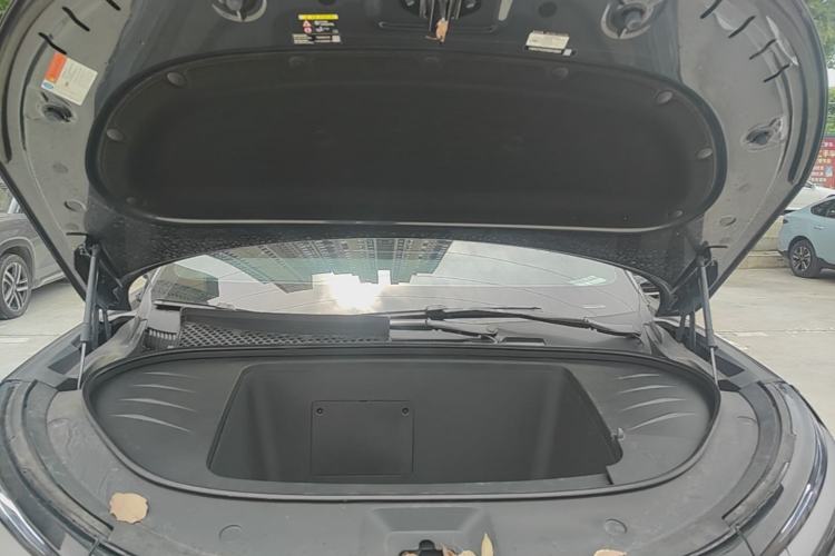 Used BYD Tang L 2025 EV 600KM All-Wheel-Drive LiDAR Flagship Model Engine Bay
