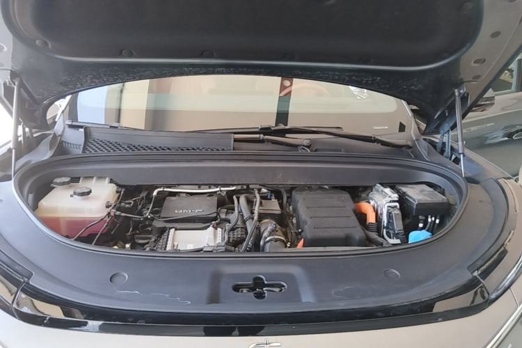 Used BYD Tang L 2025 DM 175KM Drone Player Edition Engine Bay