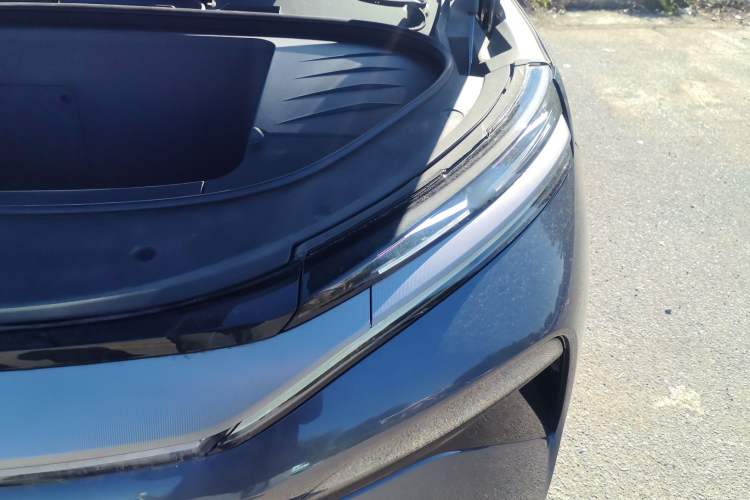 Used BYD Tang L 2025 EV 600KM All-Wheel-Drive LiDAR Flagship Model Engine Bay Left