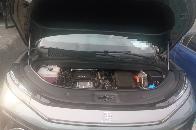 Used BYD Tang L 2025 DM 175KM Drone Player Edition Engine Bay
