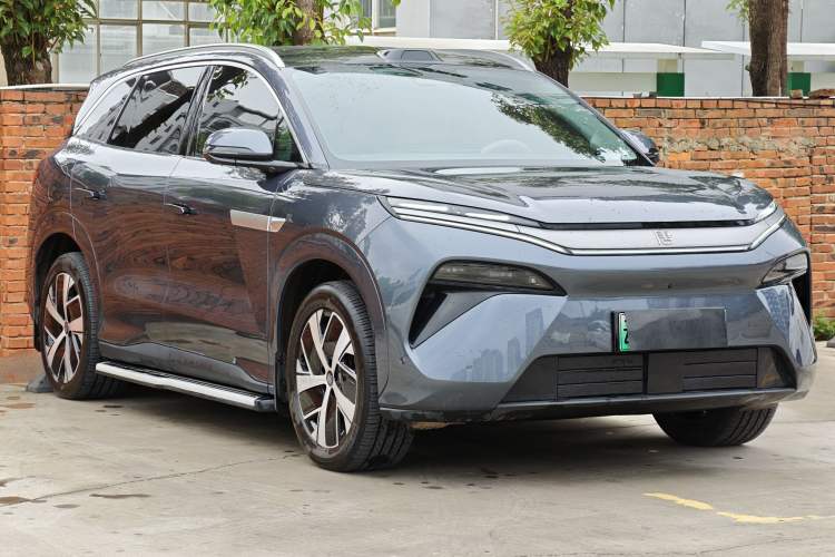 Used BYD Tang L 2025 EV with 670 km Range LiDAR and Premium Features Exterior 2