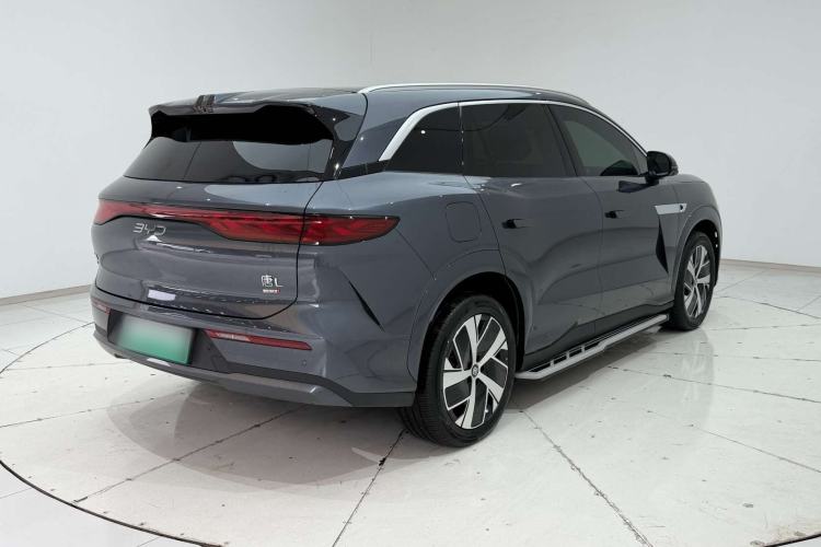 Used BYD Tang L 2025 EV with 670 km Range LiDAR and Premium Features Exterior 4