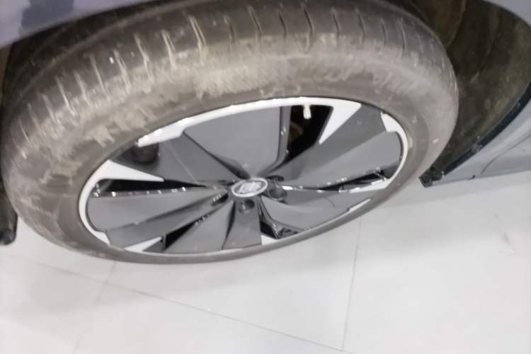 Used BYD Tang L 2025 EV 600KM All-Wheel-Drive LiDAR Flagship Model Exterior 4