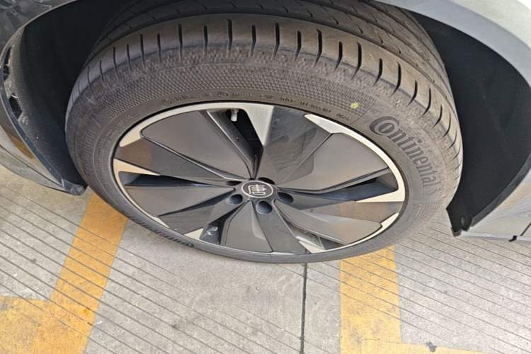Used BYD Tang L 2025 DM 175KM Drone Player Edition Exterior 4