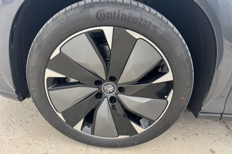 Used BYD Tang L 2025 EV 600KM All-Wheel-Drive LiDAR Flagship Model Exterior 4