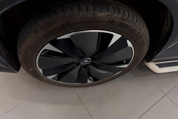 Used BYD Tang L 2025 EV 600KM All-Wheel-Drive LiDAR Flagship Model Exterior 5