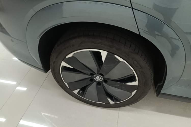 Used BYD Tang L 2025 DM 175KM Drone Player Edition Exterior 5
