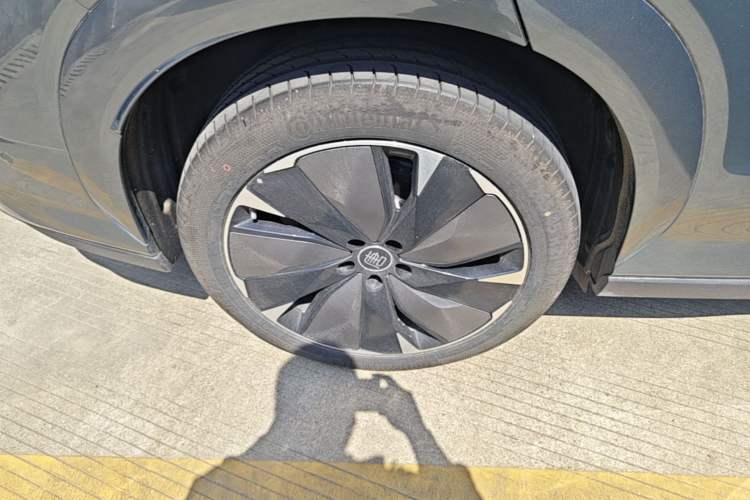 Used BYD Tang L 2025 DM 175KM Drone Player Edition Exterior 5