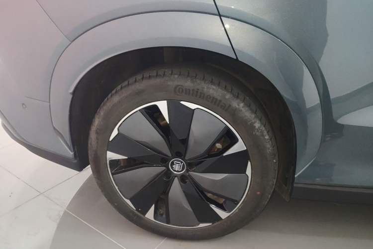 Used BYD Tang L 2025 DM 175KM Drone Player Edition Exterior 5