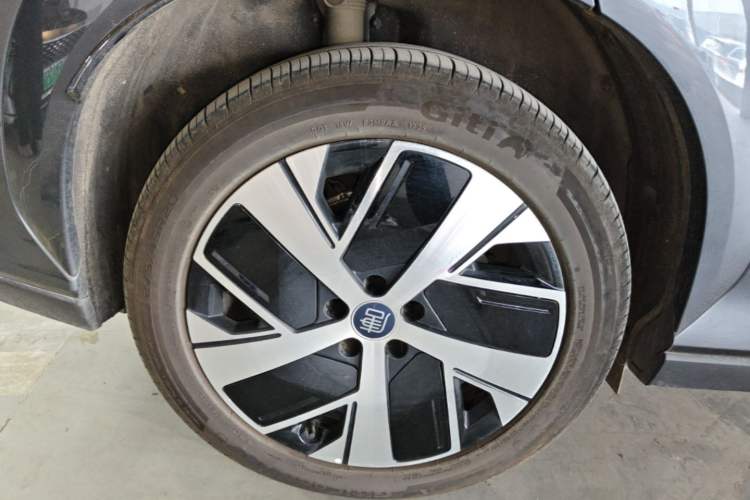 Used BYD Tang L 2025 EV 670KM LiDAR Flagship Version Exterior 5
