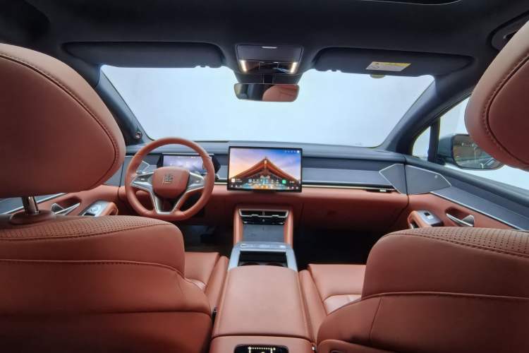 Used BYD Tang L 2025 DM 175KM Drone Player Edition Exterior 6