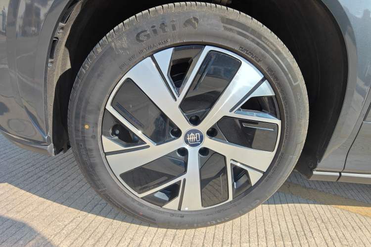 Used BYD Tang L 2025 EV 670KM LiDAR Flagship Version Exterior 7