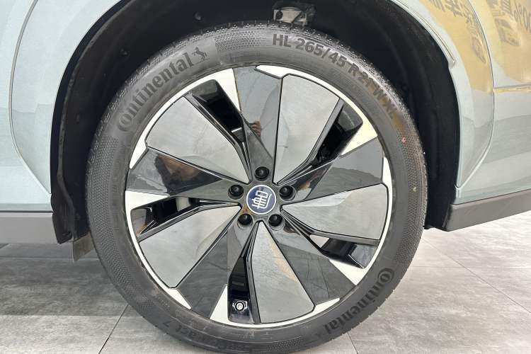Used BYD Tang L 2025 DM 175KM Drone Player Edition Exterior 7