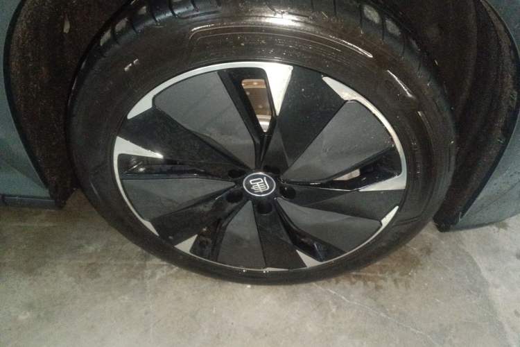 Used BYD Tang L 2025 DM 175KM Drone Player Edition Exterior 7