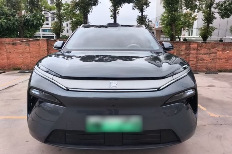 Used BYD Tang L 2025 EV with 670 km Range LiDAR and Premium Features Front