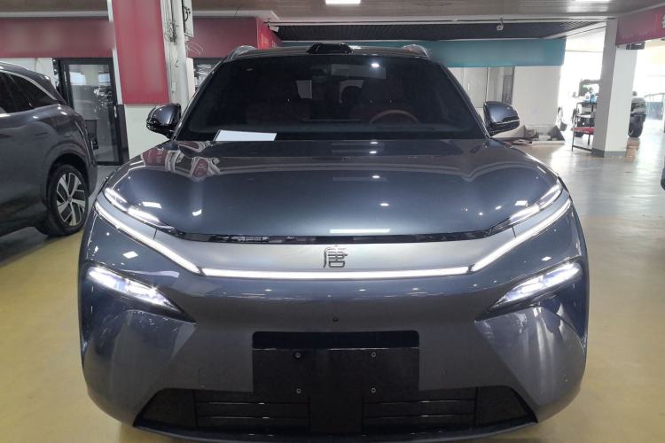 Used BYD Tang L 2025 DM 215KM LiDAR Flagship Model Front