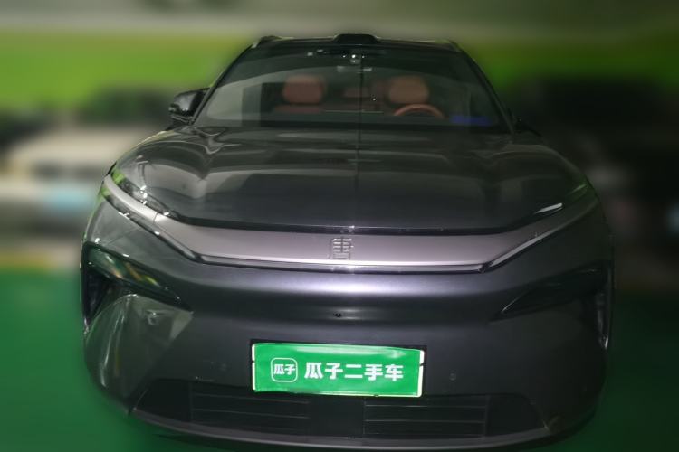 Used BYD Tang L 2025 EV with 670 km Range LiDAR and Premium Features Front
