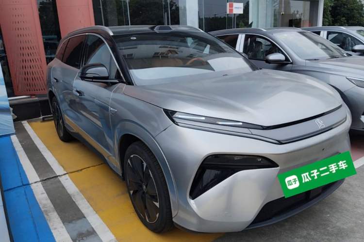 Used BYD Tang L 2025 EV 600KM All-Wheel-Drive LiDAR Flagship Model Front Right 45 Deg