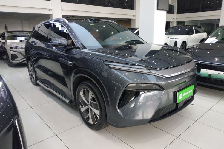 Used BYD Tang L 2025 EV with 670 km Range LiDAR and Premium Features Front Right 45 Deg