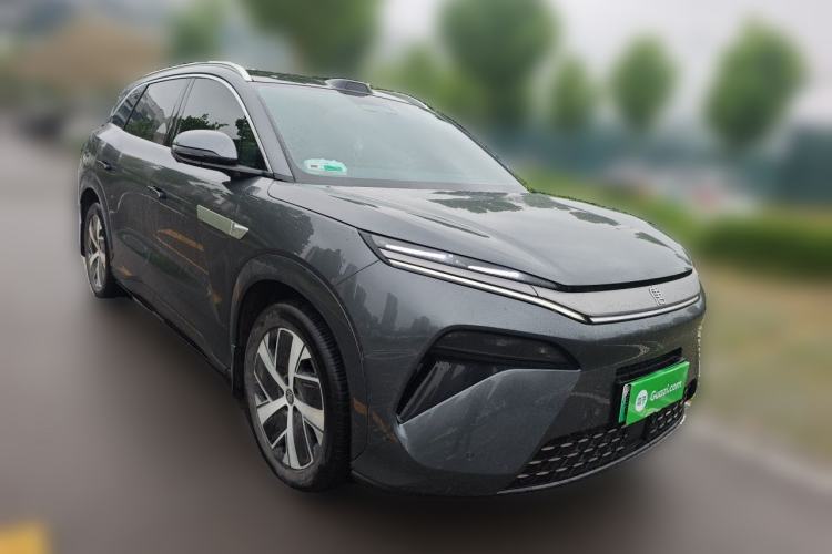 Used BYD Tang L 2025 DM 215KM LiDAR Flagship Model Front Right 45 Deg