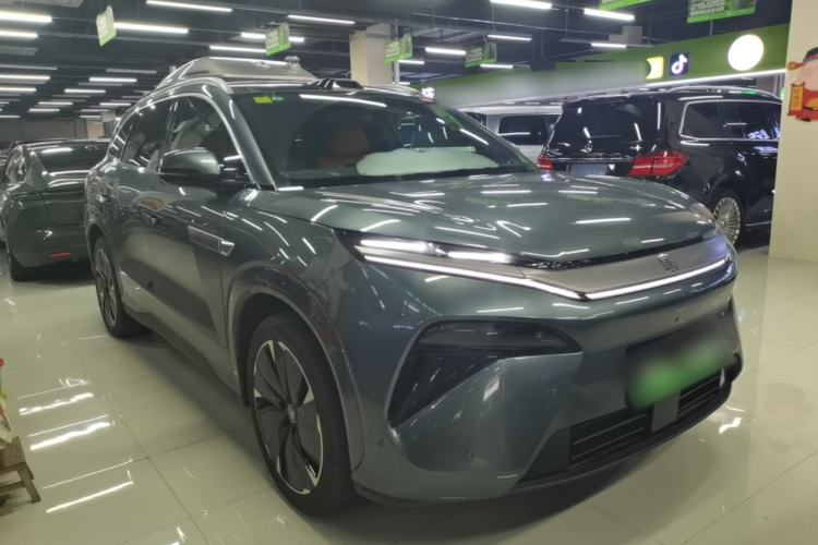 Used BYD Tang L 2025 DM 175KM Drone Player Edition Front Right 45 Deg