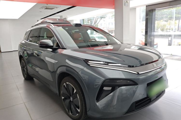 Used BYD Tang L 2025 DM 175KM Drone Player Edition Front Right 45 Deg