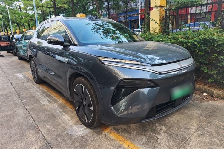 Used BYD Tang L 2025 EV 600KM All-Wheel-Drive LiDAR Flagship Model Front Right 45 Deg