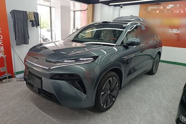 Used BYD Tang L 2025 DM 175KM Drone Player Edition