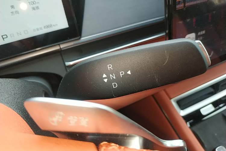 Used BYD Tang L 2025 DM 175KM Drone Player Edition Gear Lever