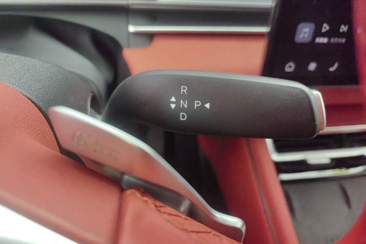 Used BYD Tang L 2025 EV 600KM All-Wheel-Drive LiDAR Flagship Model Gear Lever