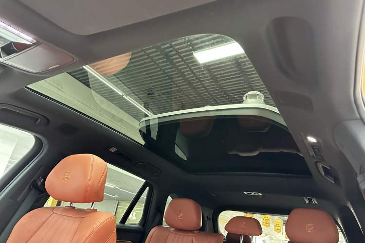 Used BYD Tang L 2025 DM 175KM Drone Player Edition Headliner
