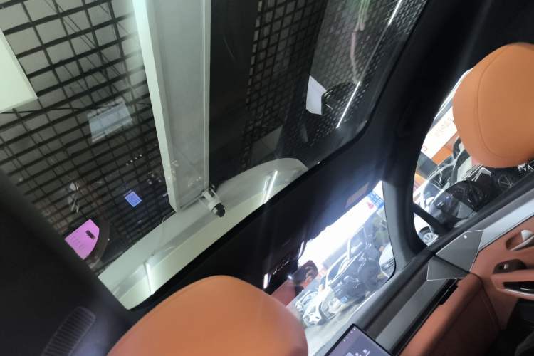 Used BYD Tang L 2025 DM 215KM LiDAR Flagship Model Headliner
