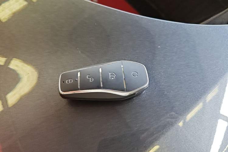 Used BYD Tang L 2025 EV 600KM All-Wheel-Drive LiDAR Flagship Model Interior 1