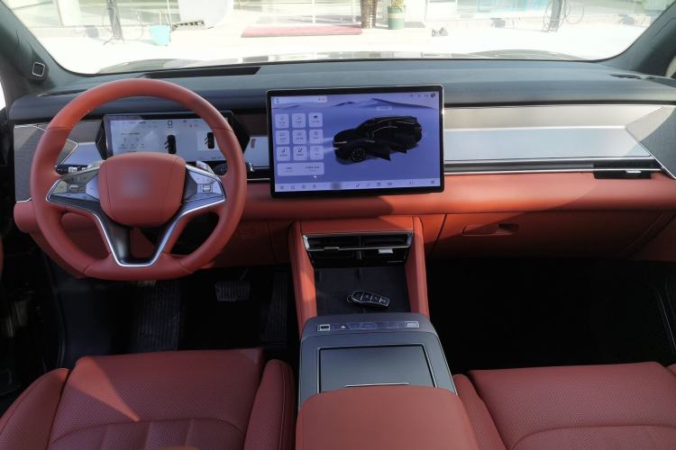 Used BYD Tang L 2025 DM 200KM Four-Wheel Drive LiDAR Flagship Model Interior 2
