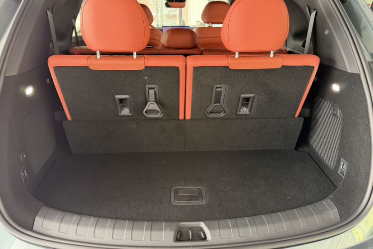 Used BYD Tang L 2025 DM 175KM Drone Player Edition Interior 3