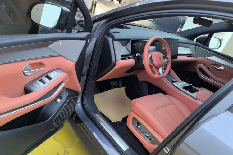 Used BYD Tang L 2025 DM 200KM Four-Wheel Drive LiDAR Flagship Model Interior 3