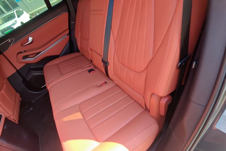 Used BYD Tang L 2025 EV 670KM LiDAR Flagship Version Interior 4