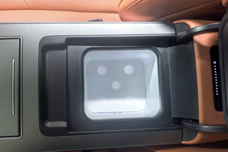 Used BYD Tang L 2025 EV 600KM All-Wheel-Drive LiDAR Flagship Model Interior 4