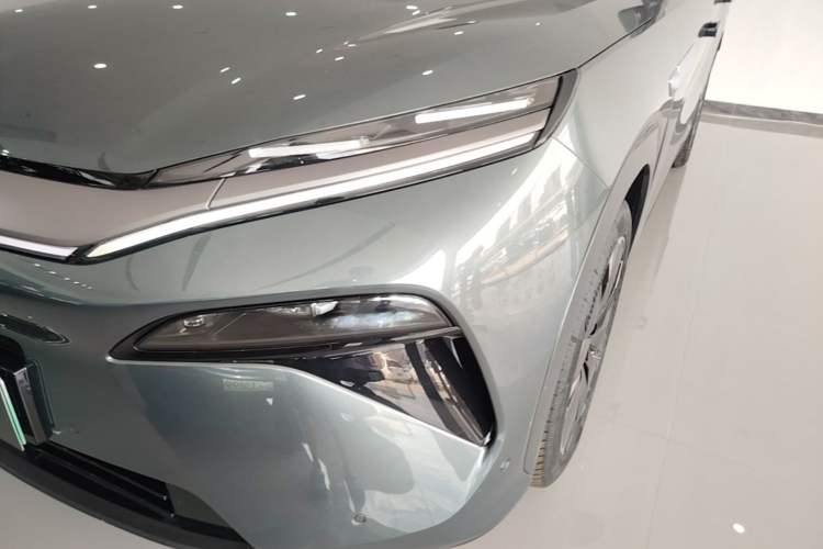 Used BYD Tang L 2025 DM 175KM Drone Player Edition Left Front Headlight