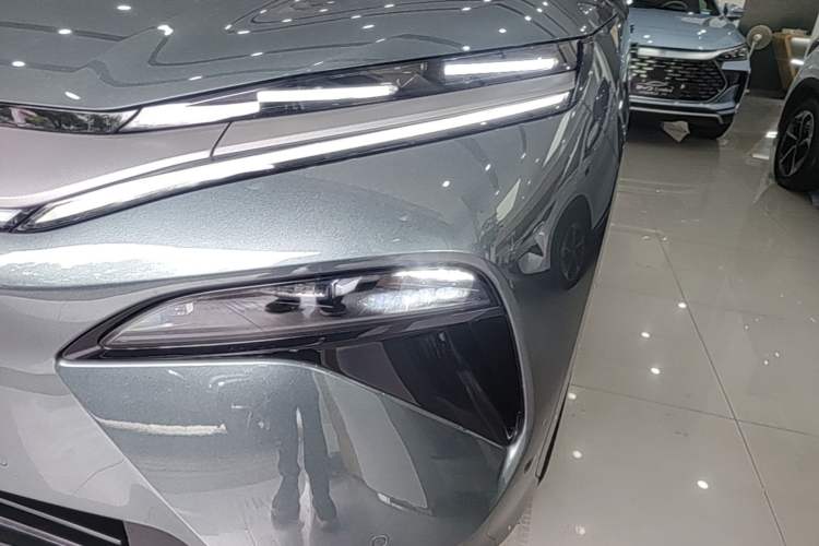 Used BYD Tang L 2025 DM 175KM Drone Player Edition Left Front Headlight